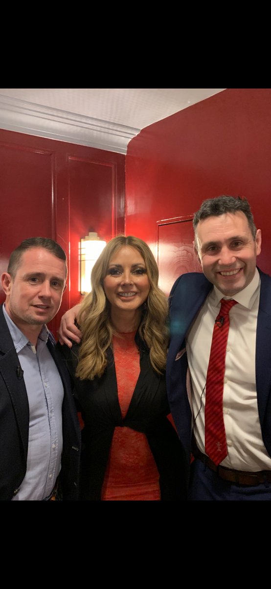 ShaneWilliams11's tweet photo. Lovely chat with with @carolvorders at @BAFTACymru always a pleasure to catch up with a fellow has been #stephjones 😜 Best of luck Wayne and the @WelshRugbyUnion boys tomorrow. https://t.co/cbOGQj19gn