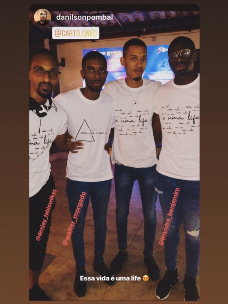 cartO_Oned's tweet photo. Conheça uma das nossas linhas
“EVEUL - Essa Vida É Uma Life”
Deslize e desfrute! 🥰
Clássica 🏷
_________________
Visite as nossas páginas:
https://t.co/Z9X69Ut5NA
https://t.co/hMm77Xv7h5 
#EVEUL #cartooned #cartoon #design #illustration https://t.co/ymjkyTyJvp