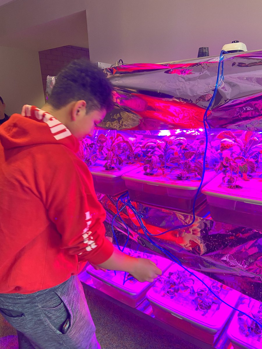 mathteachholbs's tweet photo. Our Math 1 students were able to experience vertical farming first hand yesterday on our trip to NCSSM! Thank you Dr. Davis for the awesome hands on learning! #GoBSMS https://t.co/V9FqGVDqdY