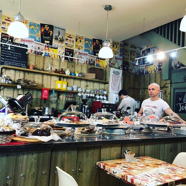 oneofharrogate's tweet photo. Had your #5aday?? 🤔 @caffelagodicomo have in #oneofharrogate's #5adayin1 #Fruit &amp; #Veg #LiquidHealthDrink #LHD!

A #beautiful, #cosy place to #enjoy a #coffee &amp; #tasty #homemade #food. 😁

#fiveaday #vegetarian #vegan #Yorkshire  #supportlocal #glutenfree #freefrom #dairyfree https://t.co/BiSZWcaXbe