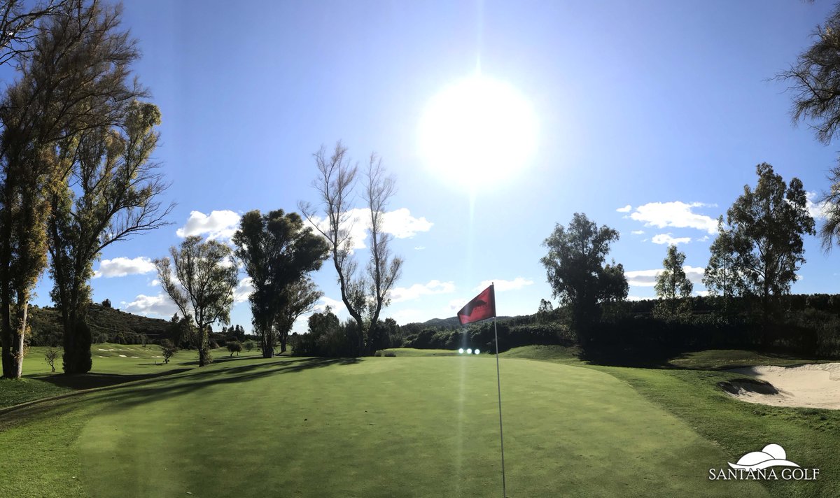 SantanaGolf's tweet image. La vida no es perfecta... ¡Pero un green SÍ! 😉
Una foto preciosa tomada hoy en el green del hoyo 7.