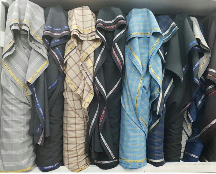 Queentibas's tweet photo. Your online fabric vendor is here.
What have I done that you don't want me 2eat 😭😭.

Change dt your native, buy more colors 2make your wardrobe colorful ❤

Different grades, very affordable. Dm is open.
Location :Lagos
Delivery nationwide
 @chaigzy

#SmeTakeOver
#SmeTakeOver https://t.co/nZbwK2plfa