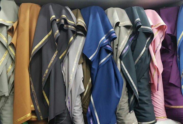 Queentibas's tweet photo. Your online fabric vendor is here.
What have I done that you don't want me 2eat 😭😭.

Change dt your native, buy more colors 2make your wardrobe colorful ❤

Different grades, very affordable. Dm is open.
Location :Lagos
Delivery nationwide
 @chaigzy

#SmeTakeOver
#SmeTakeOver https://t.co/nZbwK2plfa