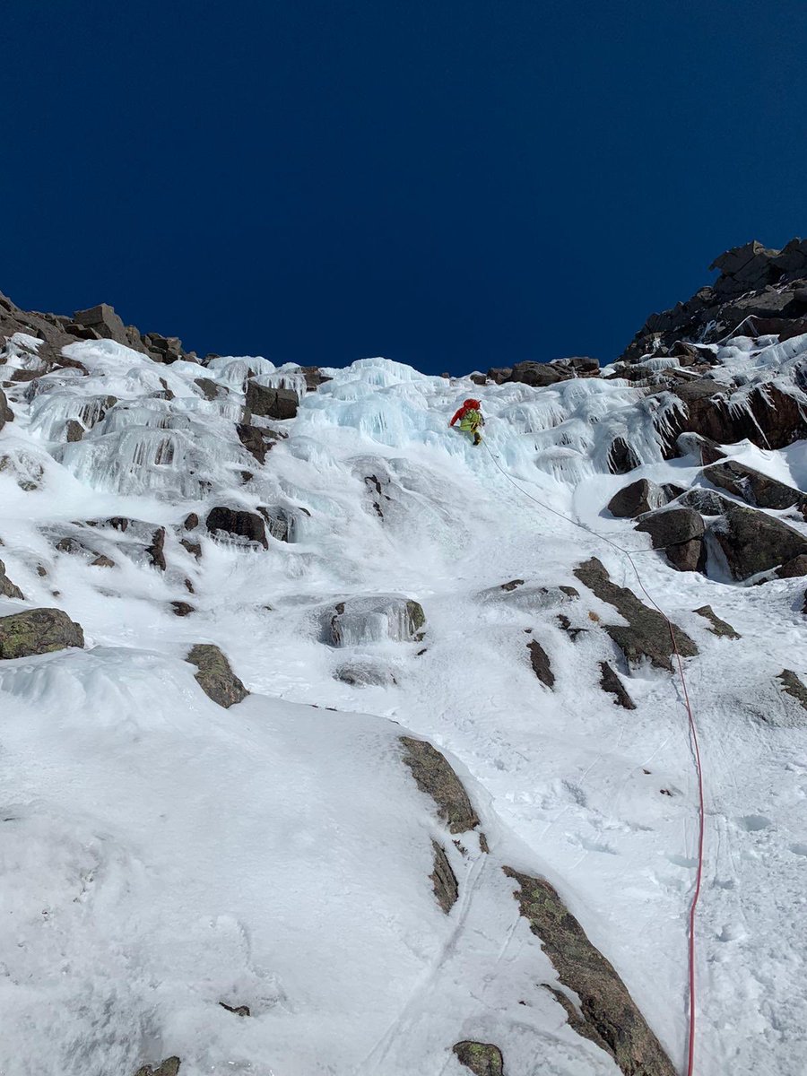 OC65Sqn's tweet photo. A couple of great final days winter mountaineering with @Sapper_Climbing on the winter mountaineering meet in #Glencoe #Scotland. @Proud_Sappers https://t.co/JYfGGBmaNu
