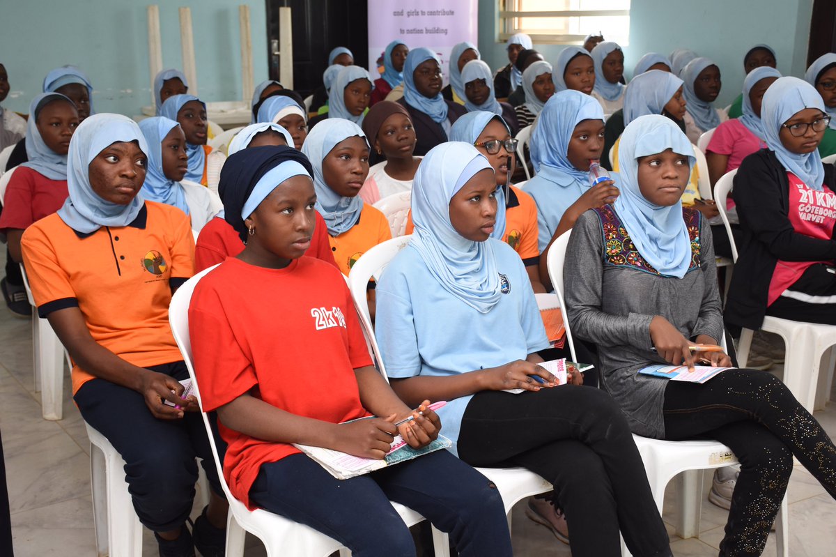 SHE_Initiative_'s tweet photo. Photospeaks: Boostfidence “Destination one” 
#girlpower #womenempowerment #communitydevelopment #equality4all #abuja #kaduna #africa #nigeria #instagood #instadaily #trendingnow #SHEInitiative #tgif #hmsschoolkaduna https://t.co/W6myIZlxHE