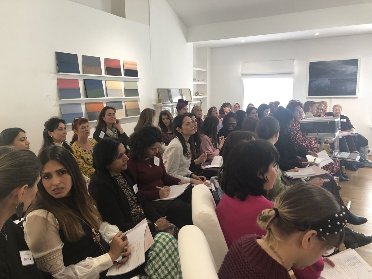 TheHelpfulClub's tweet photo. Sold out #IWD2020 event in #London today learning how to network, problem solve and about the importance of #community for #women #entrepreneurs @AWE_Int @WIBNIntl @WIBNsam #sharediscoverconnect https://t.co/RaCQGEdp7b
