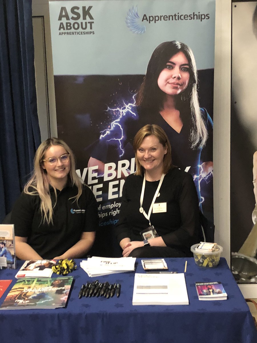 KGSCareers's tweet photo. Thank you to everyone who attended our Higher Education workshop - ‘standing room only’! #NCW2020 @KGSCareers @KirkhamGrammar @NWLyoungchamber https://t.co/1NruT7brCh