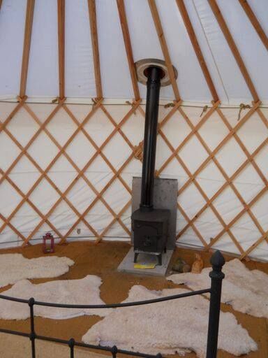 WorldTentsUK's tweet photo. simple and beautiful solution for those cold days and nights. we can install suitable stove of your choosing.
#yurt #outdoorliving #greenlifestyle #traditional #lifestyle #Sustainability #stressfree #Balance #nourishing #retreat #househunting #cosy #WarmUp https://t.co/CD61v4uxYz
