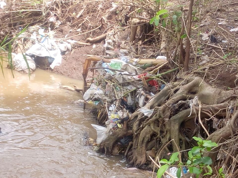 Consumers_Kenya's tweet photo. This Sunday will be our week 9 of #MbagathiriverCleanUp. Time is 8am to 1pm, meeting point; Masai Lodge Stage-Ongata Rongai. Please find time to join us keep Mbagathi River breathing. @gp_kenyagroup @unep @NETFUNDkenya @ntsa_kenya @NemaKenya @Environment_Ke #CleanUpWeek9 https://t.co/d1lc29foA2