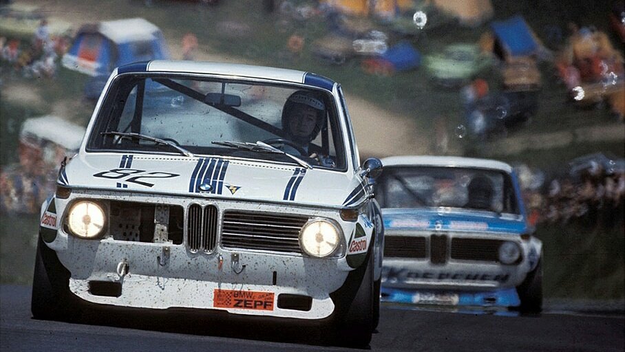 RSF_Motorsport's tweet photo. Heinrich Hirth / Gunther Mohrs, BMW 2002 Ti.
1000 kilometers of the Nurburgring, 1973.
#Endurance #Nürburgring #Hirth #Mohrs #BMW https://t.co/V9MkPUfC1o