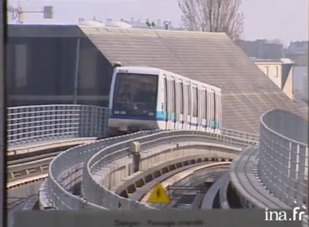 ChailleuxH's tweet photo. 🚈Il y a 18 ans le #Metro Rennais ouvrait ses portes aux habitants de #Rennes et de son agglomération.
Revisionnez le reportage #France3 #INA
https://t.co/DNOCI2yL9h
#STAR #amistar #Keolis https://t.co/m52AGRjsMA