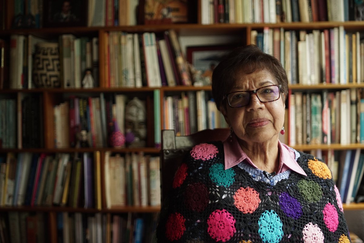 martasaiz's tweet image. Podcast dentro del proyecto "Vivimos la guerra, Construimos la Paz", con @IAP_Colombia y testimonios de Norma Villarreal y Leonora Castaño, defensoras de los derechos de las mujeres rurales colombianas. En Bogotá y Alicante, donde Castaño lleva exiliada desde 2003 📷 Lucía Venero