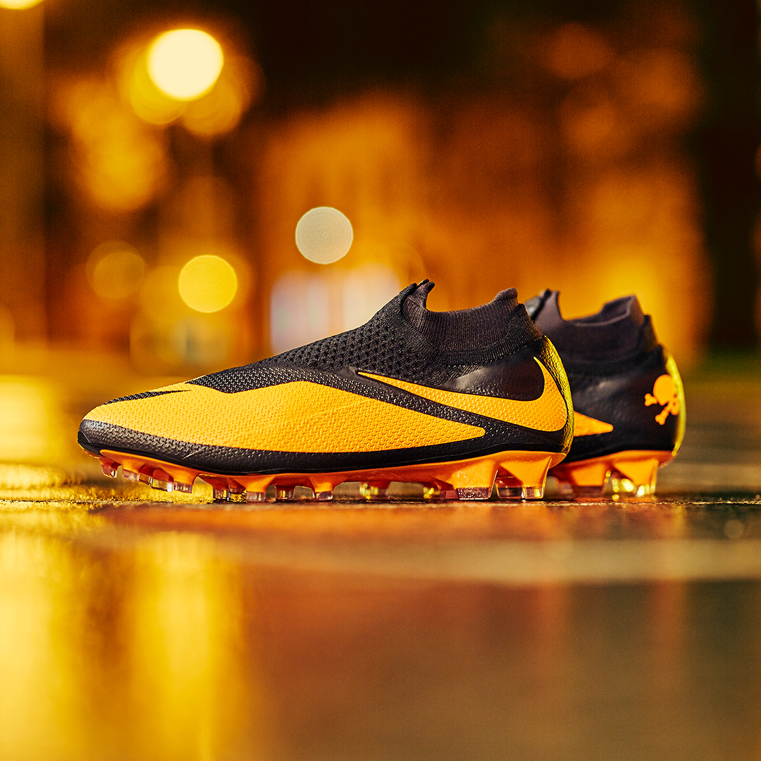 Reserve Pijnstiller Dakloos Pro:Direct Soccer on Twitter: "Just Dropped 🔥 Nike Future DNA Hypervenom  in "Bright Citrus &amp; Black". A nod to a past great of 2013. Cop first  and fast at #ProDirect ➡️🛒 https://t.co/OOBC9wHD6k