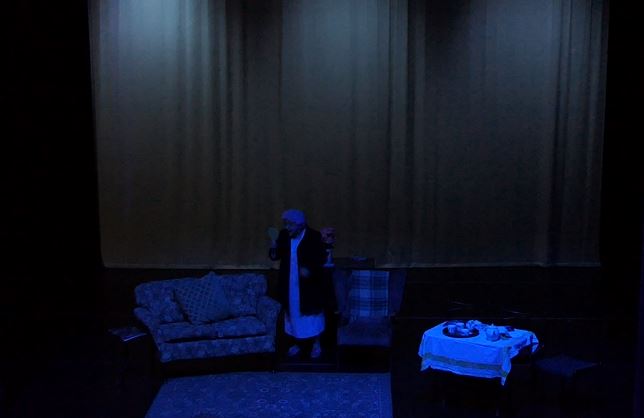 HistoryTroupe's tweet image. Our #AgeingBritain #workshop with @SM6_MHSC_Acad @SM6Hull Thank you to over 120 students #aspiring at #careers in the #NHS as we took on different roles and interpersonal skills to help care for patient and family needs – everything from #MedSchool #pharmacy  #nursing #carers