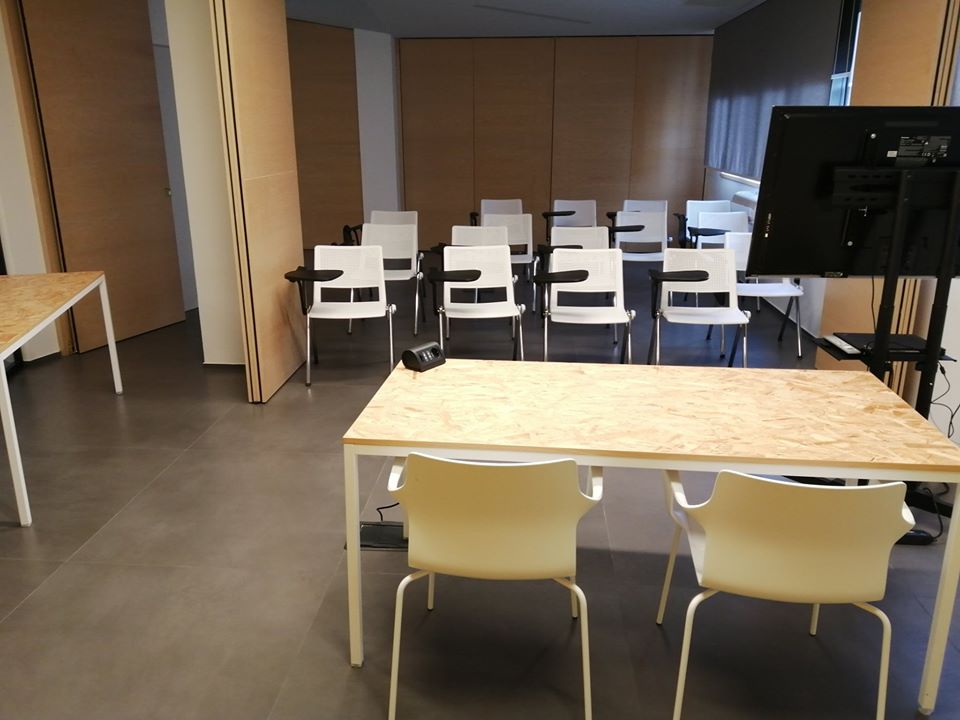IBCHappyWorking's tweet photo. @IBCHappyWorking 
Sala Meeting Octopus allestita per i nostri affezionati clienti Sentire - Suoni ed Emozioni.💫
#CondividiamoSpaziEdEmozioni🌈
https://t.co/hyYzK6pGXU https://t.co/IL0qJpsCCb