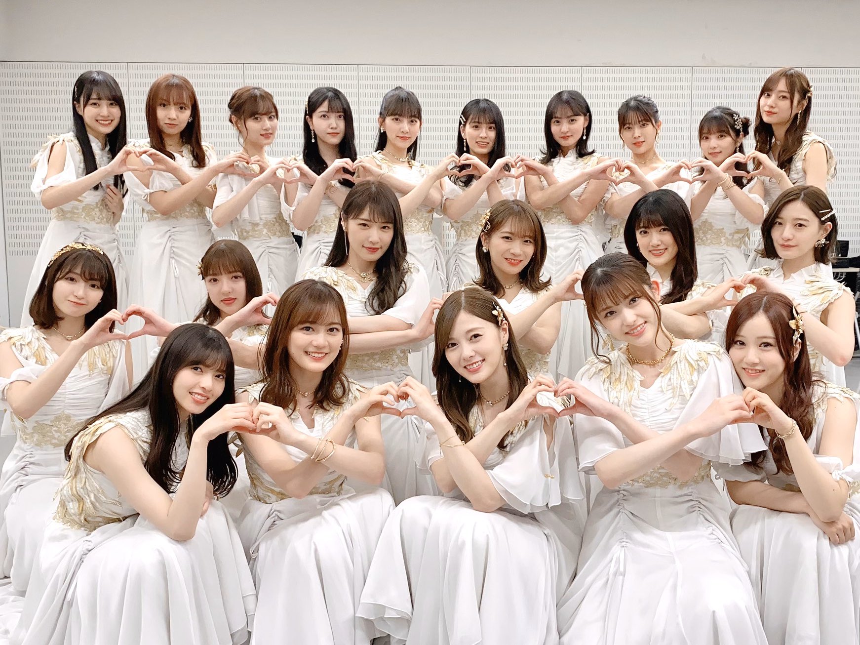 乃木坂46 このあと21 00 テレビ朝日系 ミュージックステーション に 乃木坂46 が出演します 昨日mvが公開されたばかりの しあわせの保護色 をテレビ初披露 ぜひご覧ください Mステ 乃木坂46 このあと21 00 テレビ朝日系 ミュージックステーション に 乃木坂46 が出演します 昨日mvが公開されたばかりの しあわせの保護色 をテレビ初披露 ぜひご覧ください Mステ