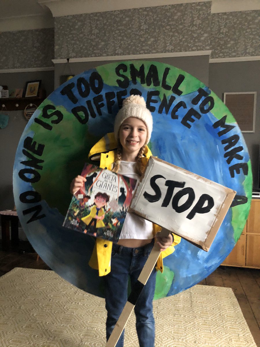 B_M_Workshops's tweet photo. A giant cardboard disc and some old seatbelts from @ReCreatePlay cost £2. This #WorldBookDay outfit didn’t cost the earth - and at the same time made people think about the earth 🌍We are lucky to have such an excellent recycling resource centre in #cardiff #recreate https://t.co/DZsK7VPo5c