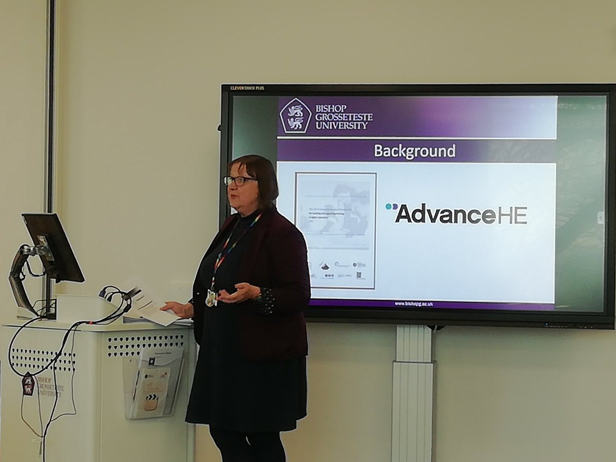 Participants at our partner event on #scholarly activity in #CBHE now enjoying a session from Sue Cordell on #scholarliness in HEA fellowship. @BGULincoln @bostoncollegeuk <a href="/lincoln_college/">Lincoln College</a> @NewCollegeStamf @bostoncollegeuk <a href="/AdvanceHE/">Advance HE</a>