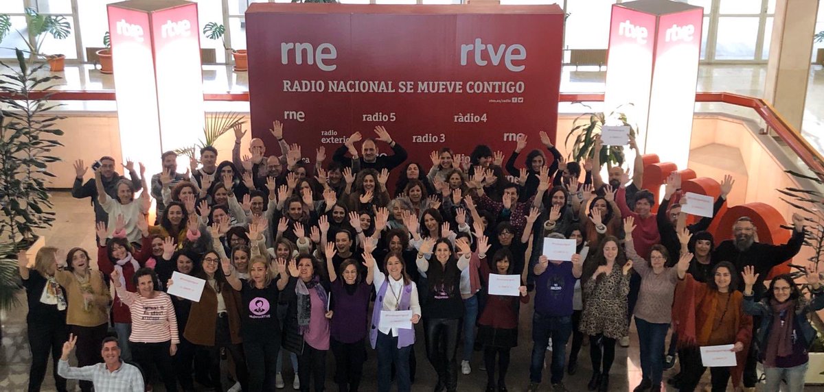 MujeresRtve's tweet photo. Prado del Rey y Torrespaña se ponen moradas también este 8M #PonteMorada #NuestraFuerzaEsImparable https://t.co/aiKD76bW52