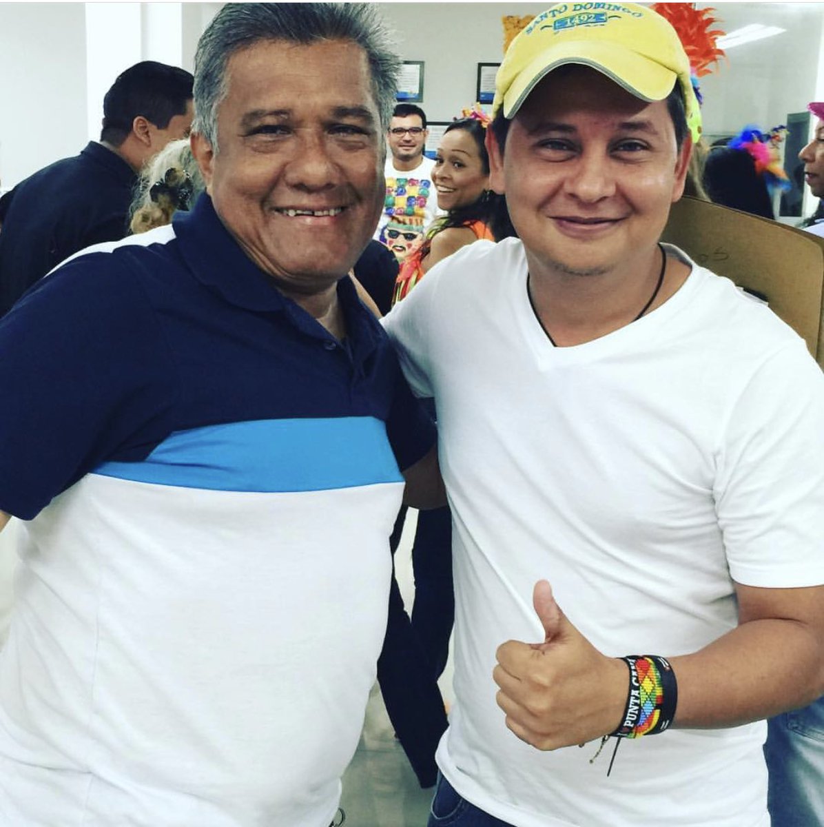 GestionEd's tweet photo. #Listoooooo #Porsupuestooooo #Mevoyyy #Ahhhhhhh #EstoyDefinido #20%DeDescuento #Charlete https://t.co/yKD6cjUxAl