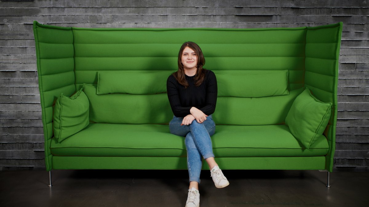BITZERGroup's tweet photo. With this new BITZER #film [only in German], we're continuing our #employeevideo series on the famous #green couch! This time it is again about #apprenticeship: https://t.co/OgicaBfLHs. At BITZER, it has a very great importance. #HRvideo #career #HVACR #yourgreenworld https://t.co/I2PZEvSU4V