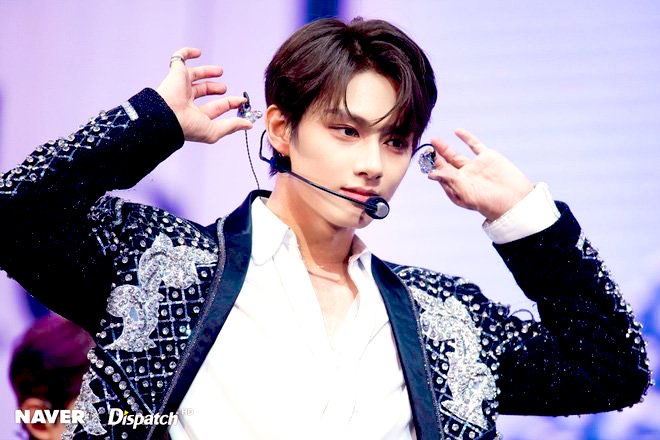 Kpop Fortune Teller Jun S Bias In Twice Is Tzuyu Seventeen Jun Twice Tzuyu Bias Kpop Fortune Teller