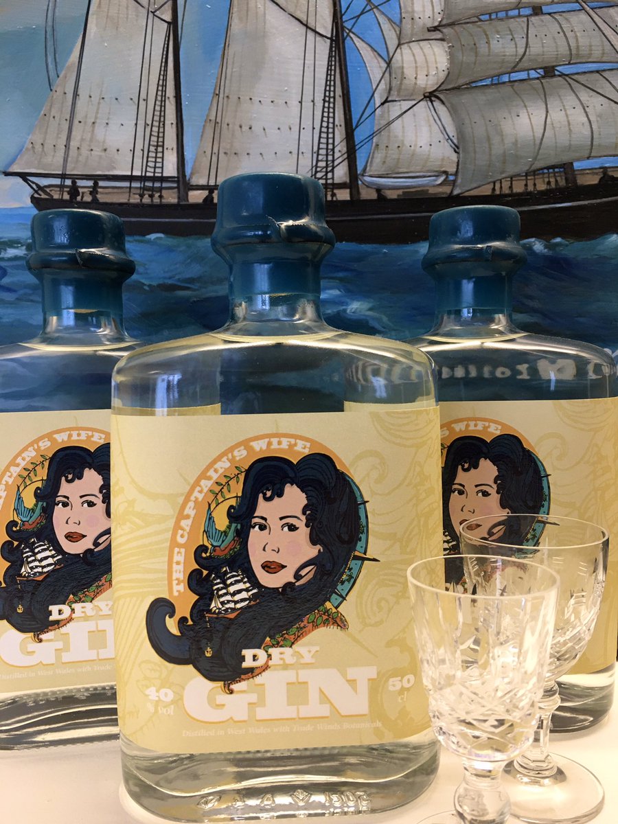 welsh_sisters's tweet photo. Sailing into the weekend with these independent ladies! Enjoy a tipple @stdavidshall Cardiff. https://t.co/U20xenyRHn