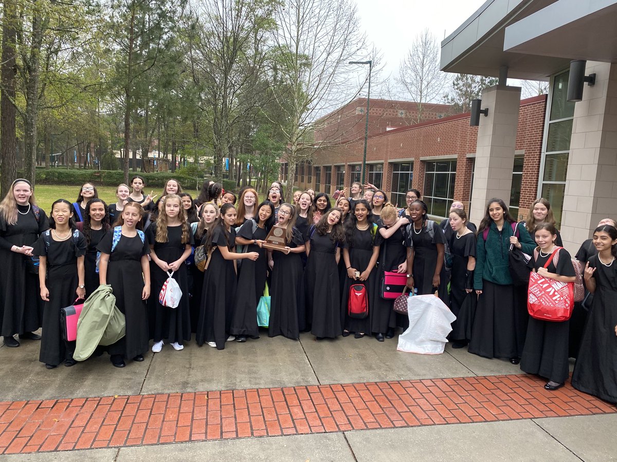 McCullough JH Choir tweet media