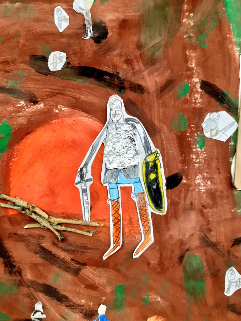 MarySmyth12's tweet photo. Close ups of the #tapestry by Melview NS, St. Samhthann NS and Newtownforbes NS. Telling the story of Strongbow, Diarmoid McMurrow and the Battle of Hastings. #schoolproject #normans #clusterproject #longford @Longfordlibrary @CreativeLongfd @LongfordTourism @Longford_Leader https://t.co/WH647nfq4Y