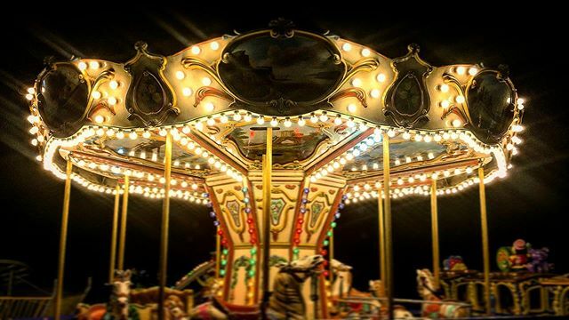 LayalJebran's tweet photo. And the merry goes round, and round, and round! 🎠
And you, yes! You! Can’t stop it! #inevitable #carousel .
.
.
.

#Geek #Geeky #GeekGirl #GeekyGirl #GeekChique #GeekStyle  #GirlsWhoCode #Nomad #TravelingGirl #StarGirl #Wanderlust #Space #SpaceGeek #… https://t.co/HOdsLRk6aL https://t.co/iBuzLNEWJr