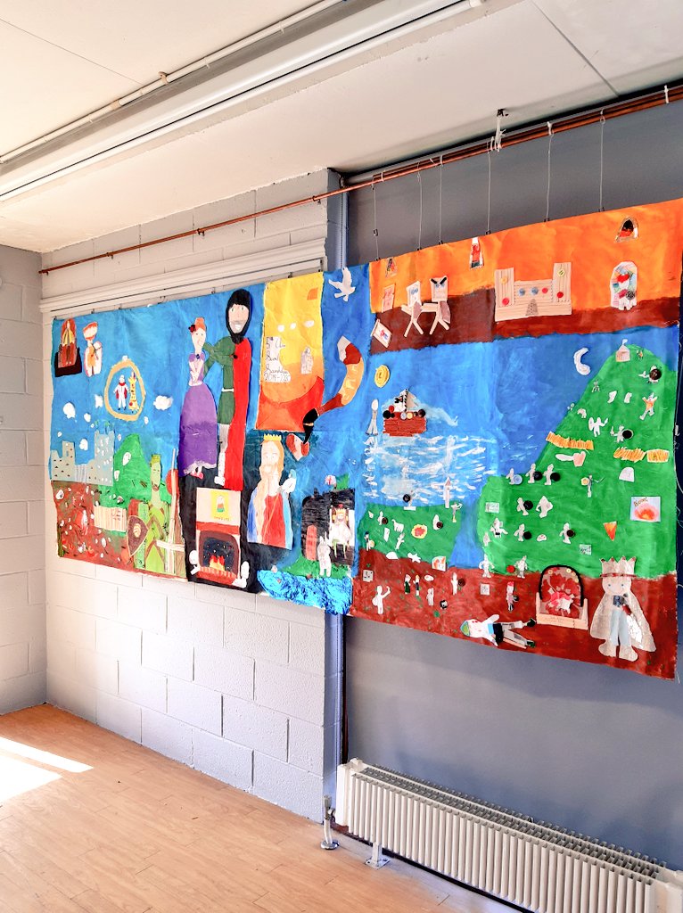 MarySmyth12's tweet photo. Close ups of the #tapestry by Melview NS, St. Samhthann NS and Newtownforbes NS. Telling the story of Strongbow, Diarmoid McMurrow and the Battle of Hastings. #schoolproject #normans #clusterproject #longford @Longfordlibrary @CreativeLongfd @LongfordTourism @Longford_Leader https://t.co/WH647nfq4Y