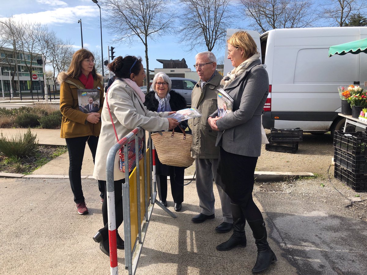 DavidRobo56's tweet photo. Vannes c’est vous : proximité et écoute ! #vannes #davidrobo2020 #muncipales2020 #vannescestvous https://t.co/IXFGpnHWmZ