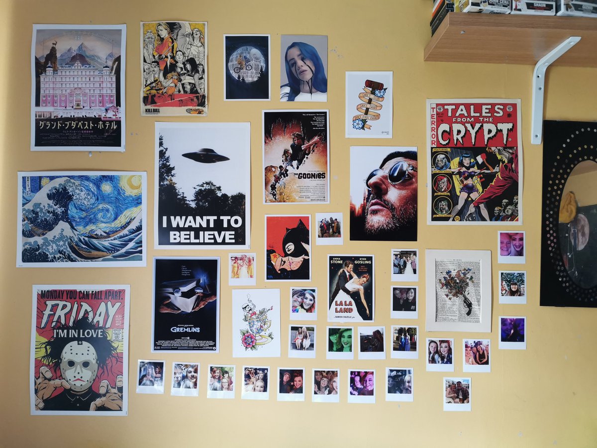 softmintmolls's tweet photo. had another rearrange n got some polaroids up innit https://t.co/qdFzjN7h34