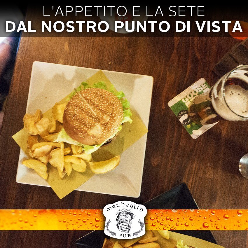 Viste le direttive sanitarie, suggeriamo a tutti di prenotare il proprio tavolo per garantirsi un posto a sedere ;)
.
Via Angelo Secchi 46, Bibbiano (RE)
Info e prenotazioni: 333 359 0199
Aperti dal Martedì alla Domenica dalle 18:30 alle 01:00 (Venerdì e Sabato fino alle 01:30)