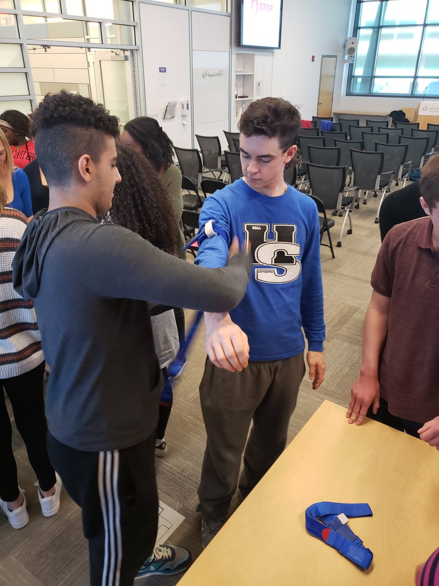 CTEwhps's tweet photo. Great hands-on learning for @WHallhigh #CTE #FCS students @SaintFrancisCT learning how to place a tourniquet, pack wounds, organ donation, and received #StopTheBleed #certification.  Thank you @SaintFrancisCT Emergency Trauma Center! https://t.co/zl2JvnO0Od