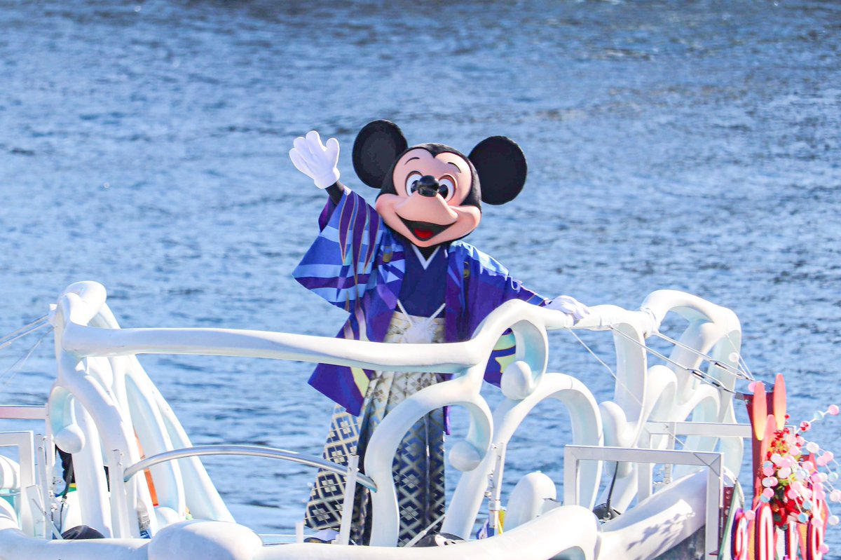 take___291's tweet photo. 今の機材たちで撮りたかったなぁ
#tokyodisneyresort https://t.co/jPM0jomxJd