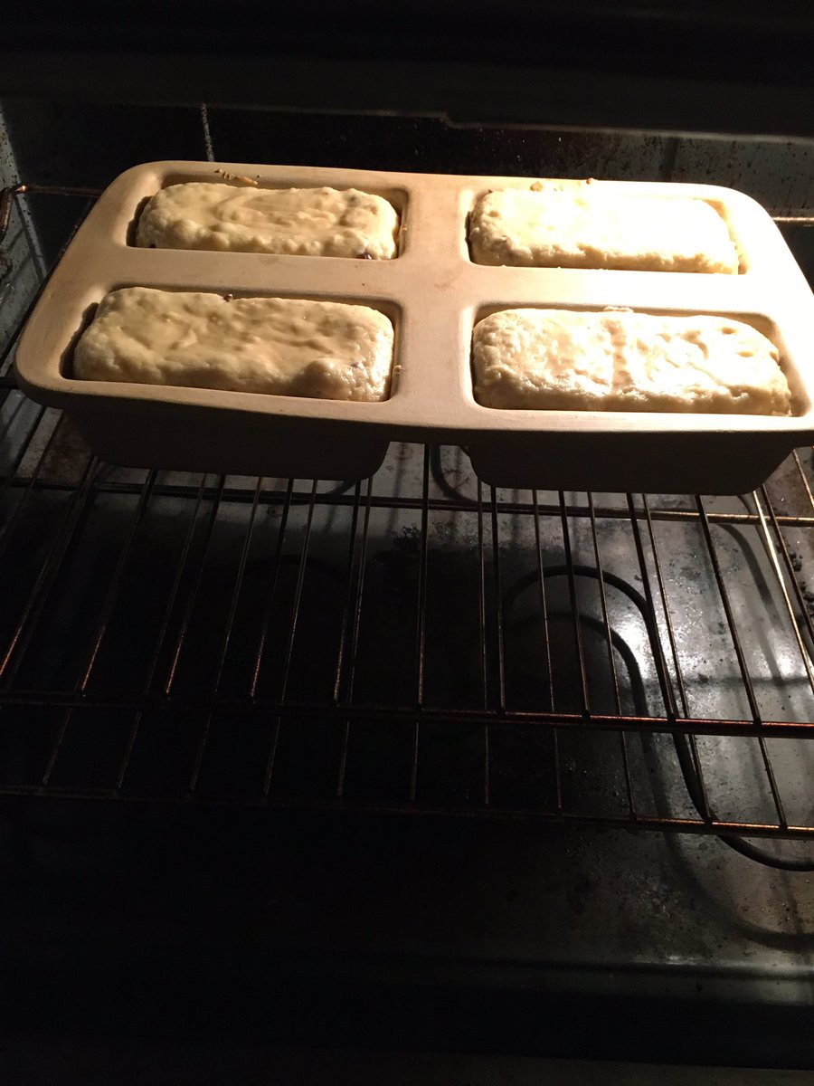Shane100degrees's tweet image. March’s impending full moon means I don’t sleep. I’ve been awake since 3:35. Ok bake #bananabread for your period 3 #mathgroup #chocolatechips to the left #walnuts to the right #WormMoon2020