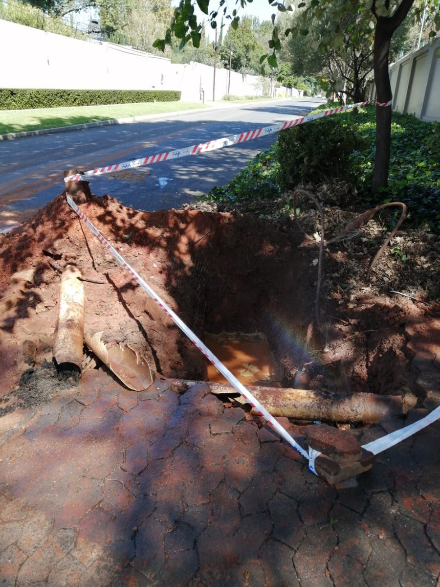 <a href="/CityofJoburgZA/">City of Joburg</a> you came to fix a burst pipe today and this is how you left it? And the bulldozer that came broke another pipe so now there is a second leak?