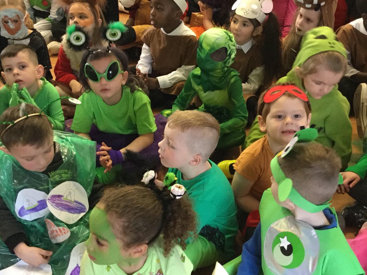 SpringfieldDLT's tweet image. We had "Aliens in Underpants"..even the teachers!