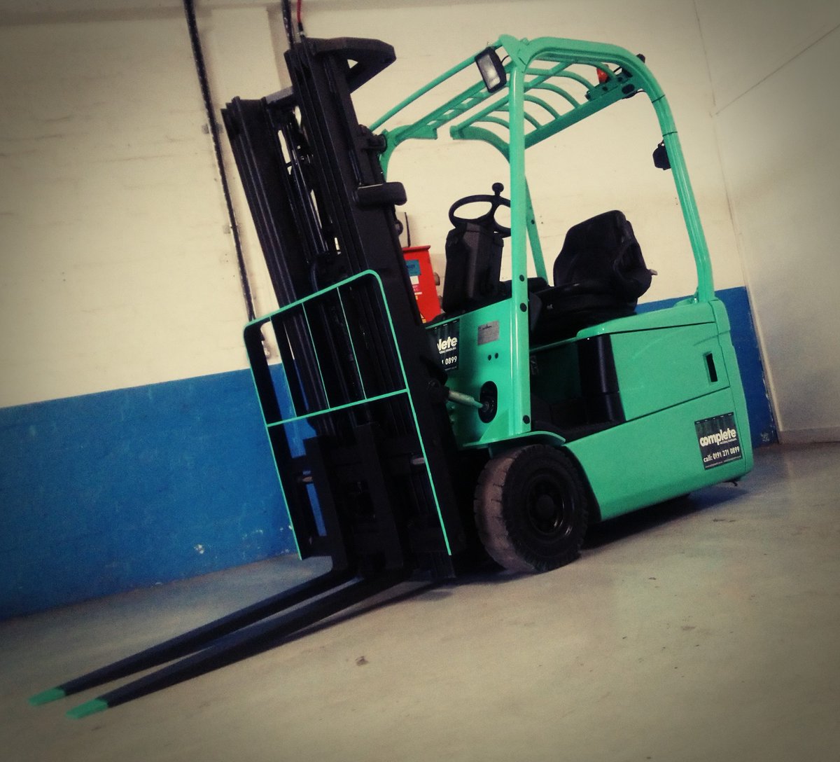 Refurbished Mitsubishi FB16NT available for sale or hire.  Energy efficient and productive 3 wheel electric forklift trucks are perfect for restricted spaces where space is at a premium.
Call us on 0191 2710899. completemh.co.uk
#forklift #mitsubishi #efficient