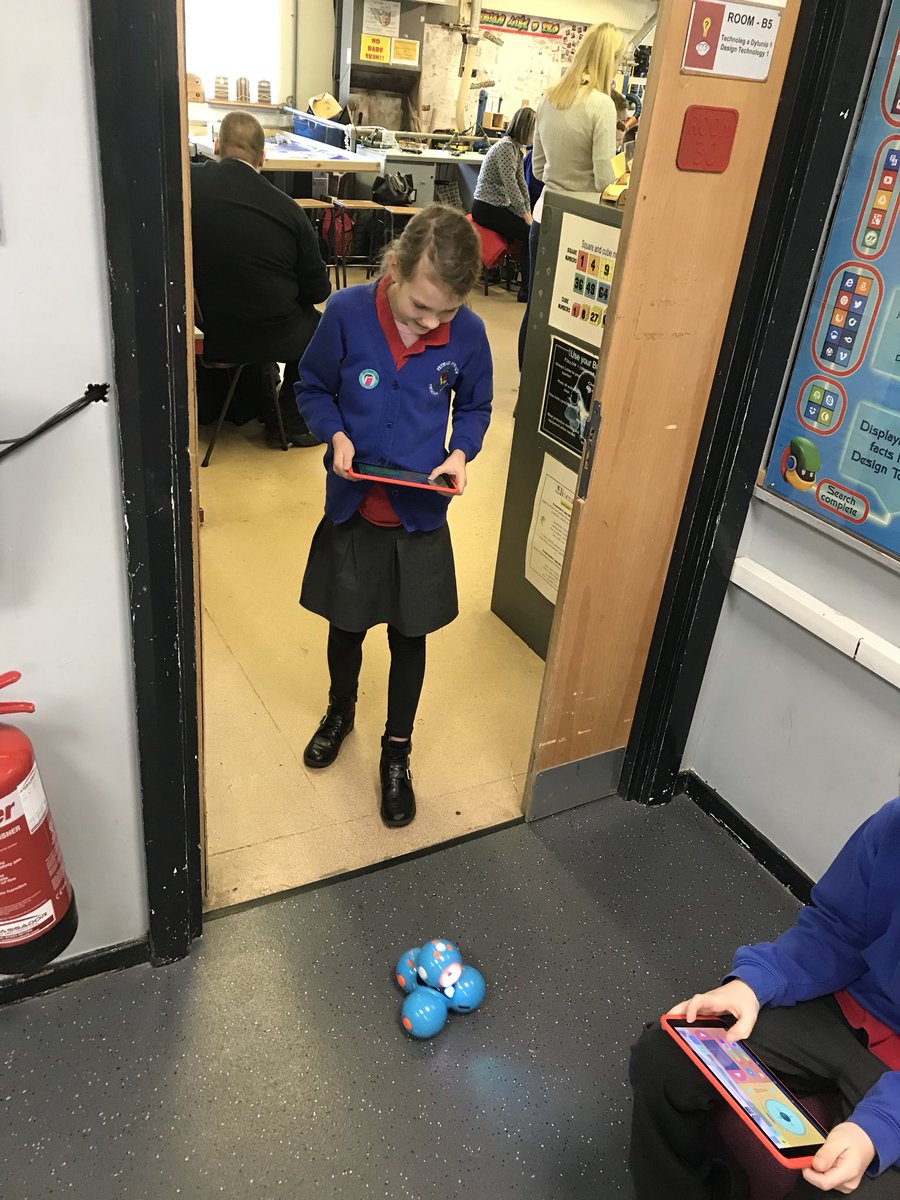 ympsdl's tweet photo. Digital leaders are attending a coding course to learn about our new robot Dash ready to feedback and implement into our classrooms #ympsdigital #DCF https://t.co/sNxR4Ycg7l