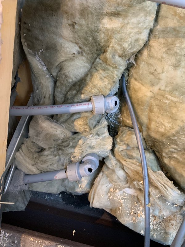 WakefieldsCBS's tweet image. Any ideas what caused this damage ………. ?