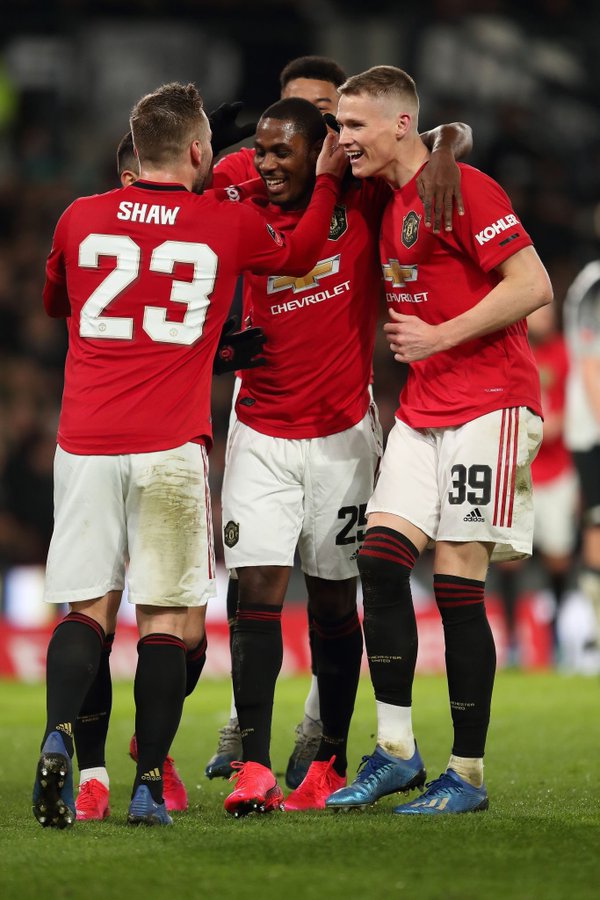ETLFSPORTS's tweet photo. 2 starts, 3 goals for Odion Ighalo at Manchester United #Team9jaStrong https://t.co/zHJJyjCpWz