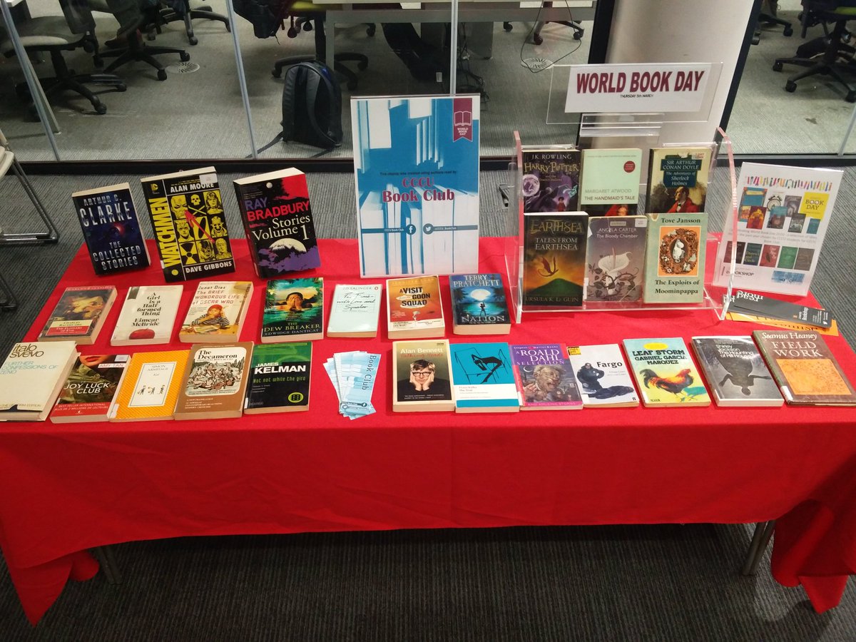 CCCU_BookClub's tweet photo. World Book Day might be over but our display in Augustine House is still up. Take a look at authors read at Book Club. Here's a Pic of the finished display... 📚 @cccubookshop @ccculibrary https://t.co/oDWDdHkIrp
