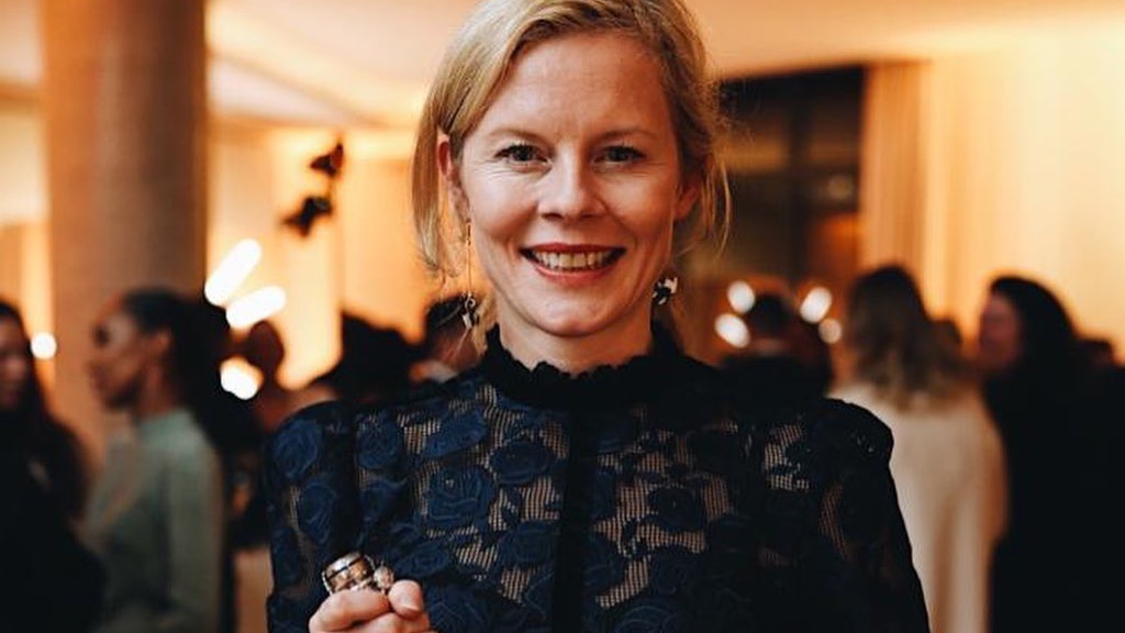 Congratulations to @SaskiaBruysten, for winning the @VeuveCliquot Bold Woman Award 2020. I know my wife as a a fantastic entrepreneur and I am proud of what she has achieved so far with @Yunus_SB #socialbusiness #boldwomanaward