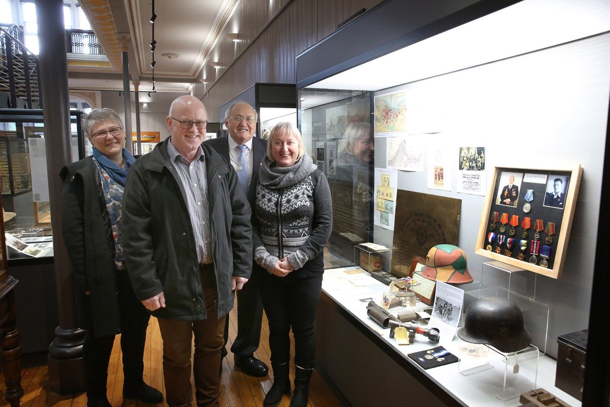 Norwegian dignitaries trace WW2 refugees back to Greenock

ow.ly/7XG950yEE59