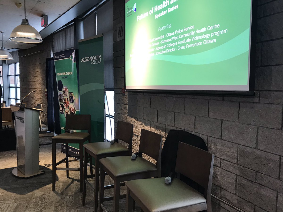 AlgonquinColleg's tweet photo. Today we welcome @OttawaPolice’s Steve Bell, @SWCHC’s Naini Cloutier, @cpopco’s Nancy Worsfold, and AC’s Benjamin Roebuck to a special panel #ACHLE discussion, with our partners @ottawahealth. Join us on our live stream! #ONHealth https://t.co/B3rinsJ9ZU https://t.co/avfbwDcsBd
