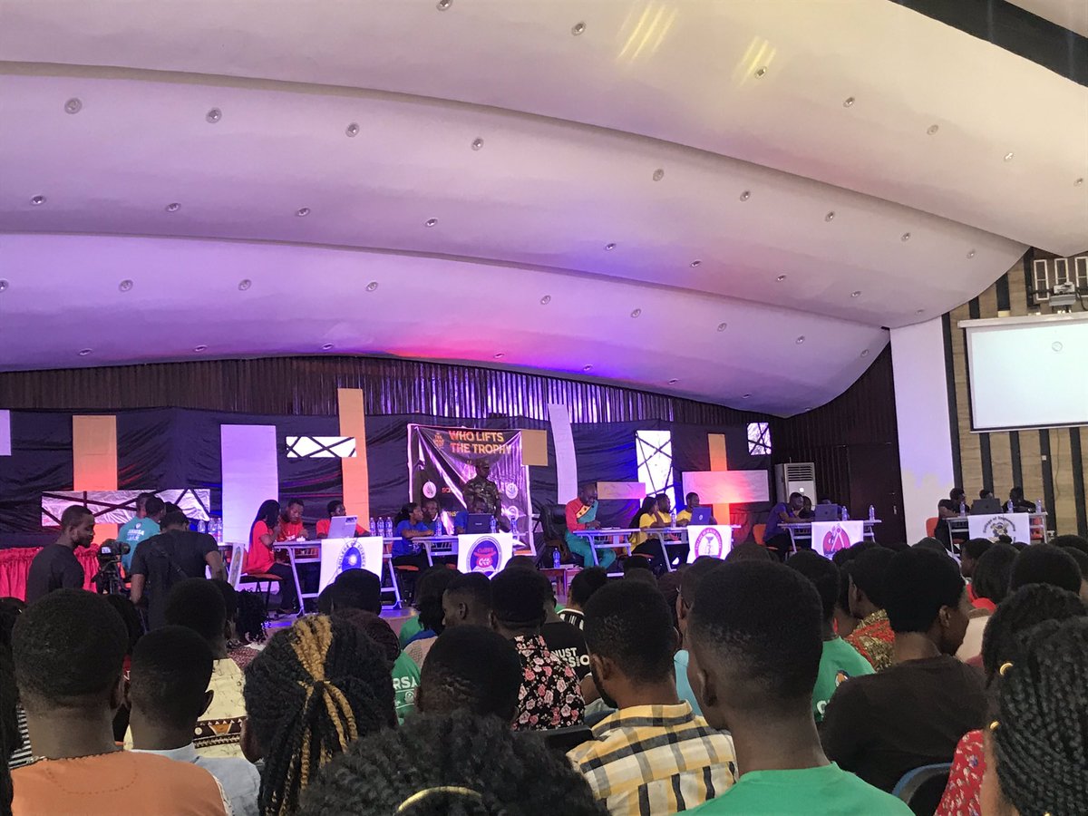 ODD1_1's tweet photo. Tek Smartest just started🔥🔥
Which College wins ❓❓❓
@KafuiDey @TheSmartestGh @the_law_himself @KNUST_Live 

#WeForTrend
#TekSmartest20 https://t.co/8jHEXrJMyU