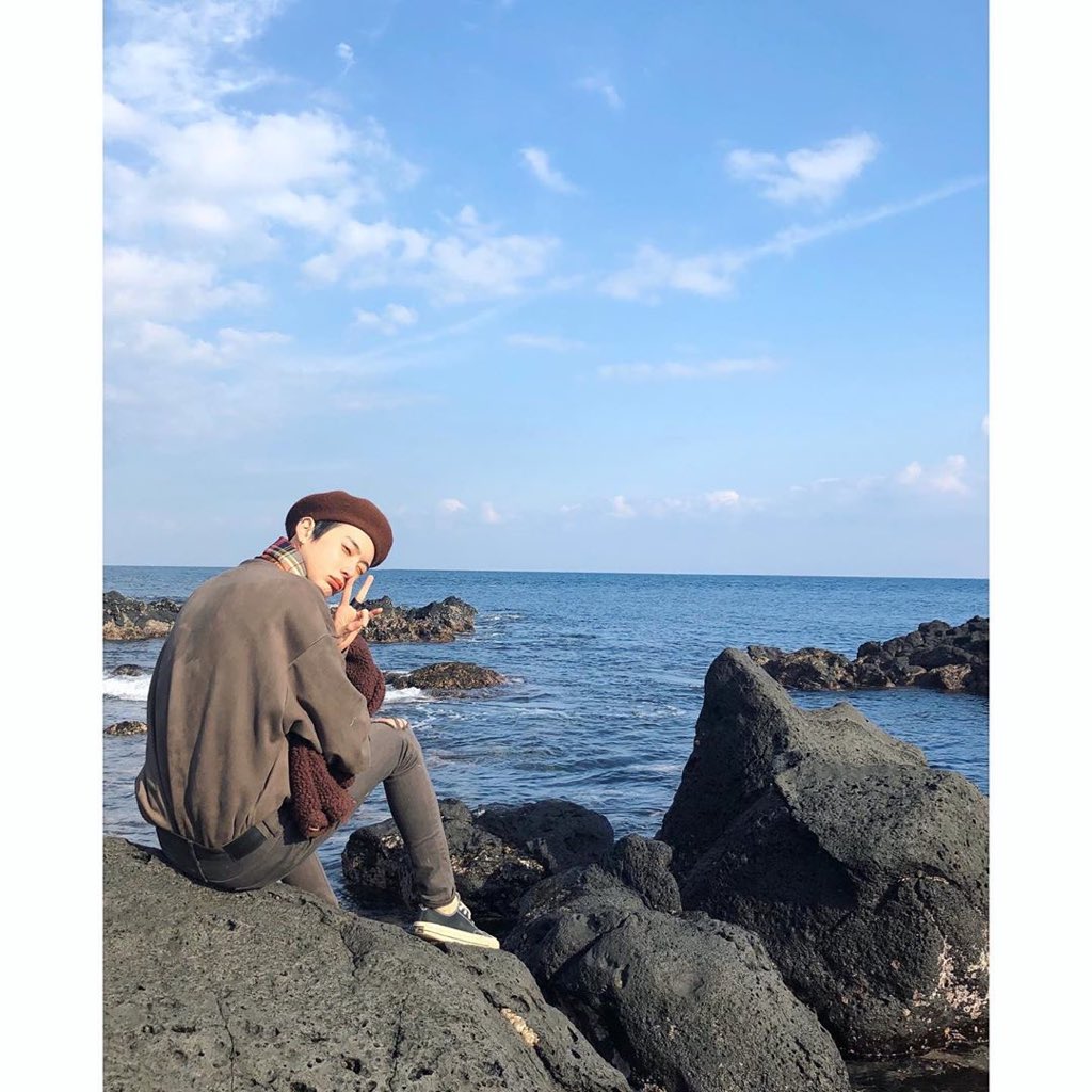 2014_06_26's tweet photo. 200306인스타그램
#ORβIT #HEECHO https://t.co/raU4uWUjLW