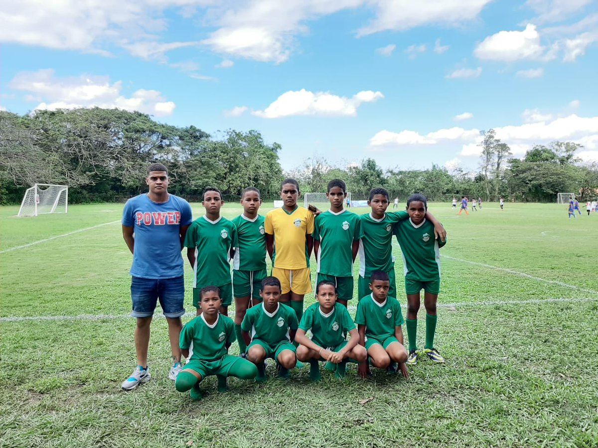 FutbolTotalRD's tweet photo. FÚTBOL PROVINCIAL | Este sábado 7 de marzo finaliza la Copa Cinema OASIS en Bonao entre Tu Campa VS Maimon FC, a las 10 a.m. Partido será celebrado en el colegio Centro Educacional de Bonao, donde el sábado pasado disfrutamos de una jornada extraordinaria de fútbol. https://t.co/yszbhxZv9a